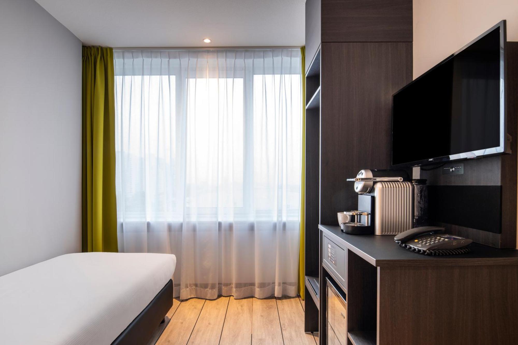 Thon Hotel Rotterdam City Centre Экстерьер фото