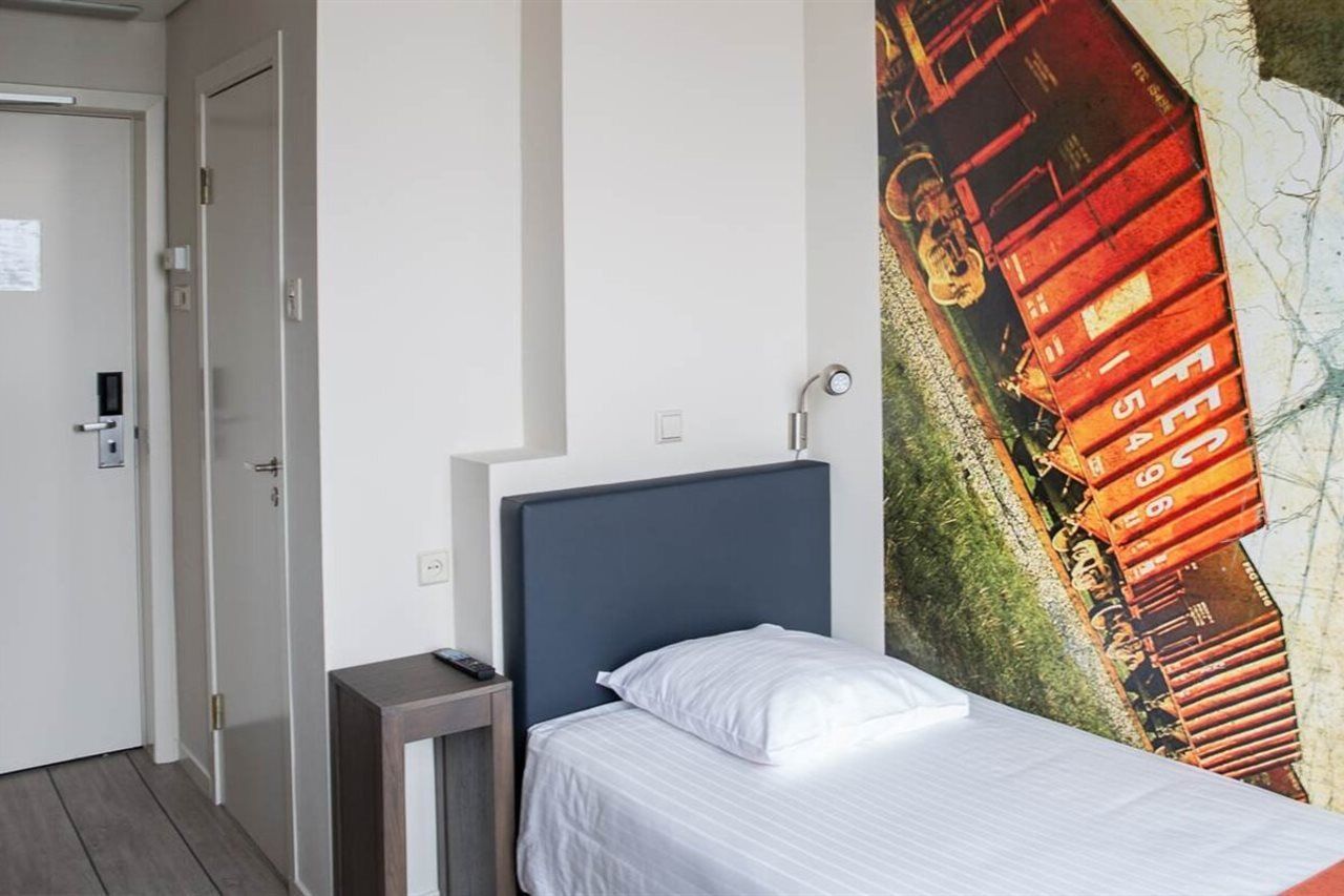 Thon Hotel Rotterdam City Centre Экстерьер фото